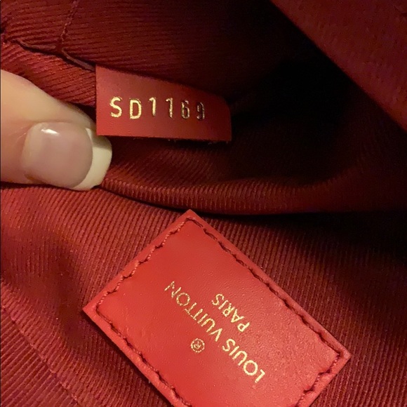 Louis Vuitton Saintonge - Picture 6 of 6